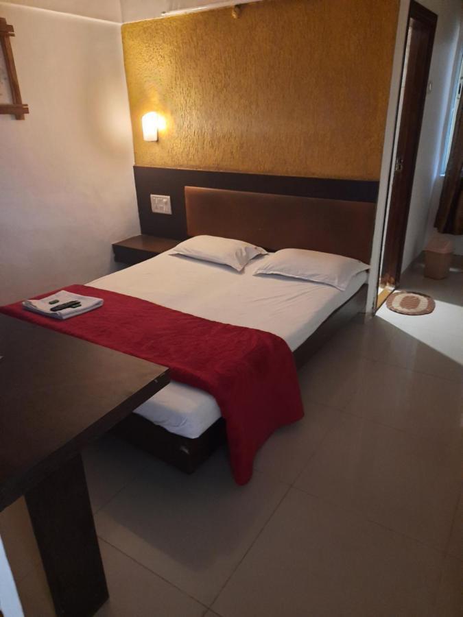 Hotel S K Palace Mahābaleshwar Esterno foto