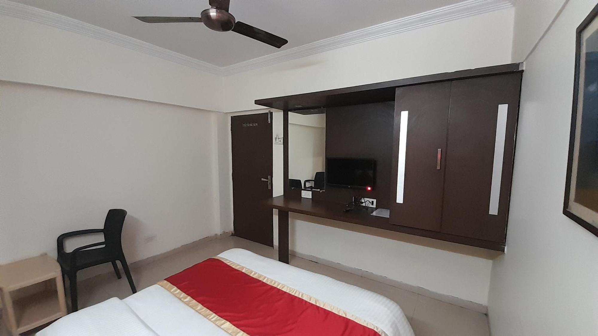 Hotel S K Palace Mahābaleshwar Esterno foto